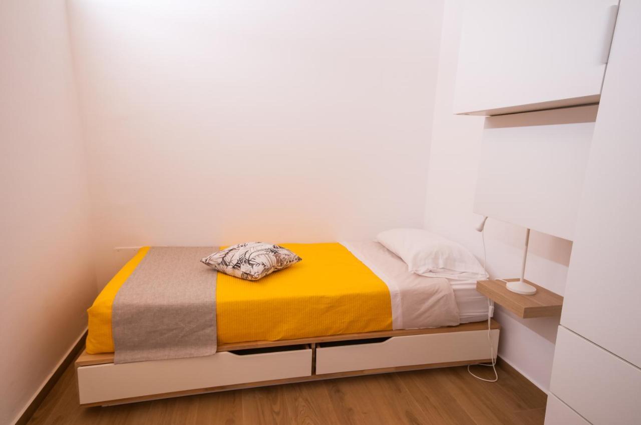 White Home كاستيلاّماري ديل غو المظهر الخارجي الصورة