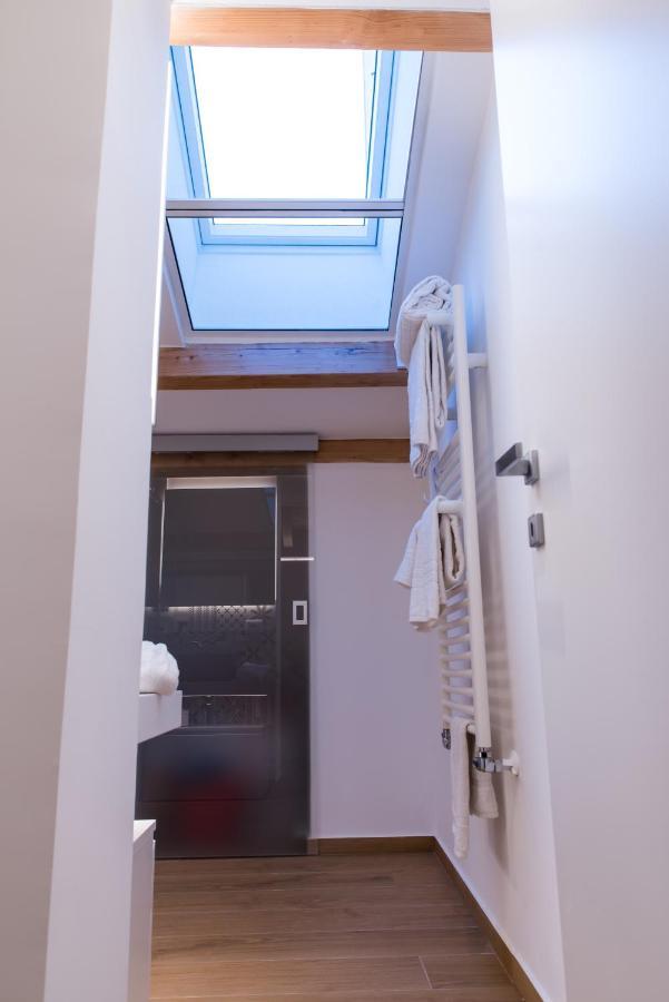 White Home كاستيلاّماري ديل غو المظهر الخارجي الصورة