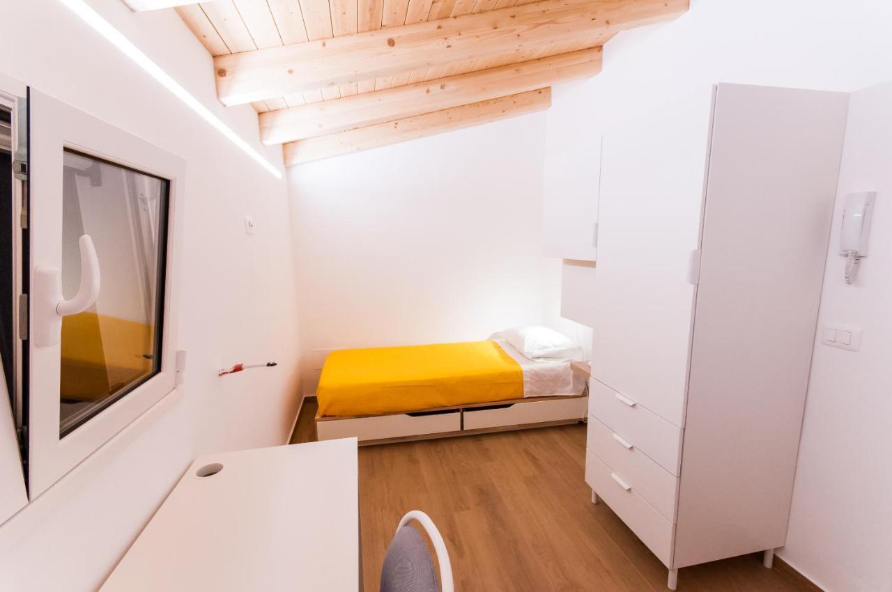 White Home كاستيلاّماري ديل غو المظهر الخارجي الصورة