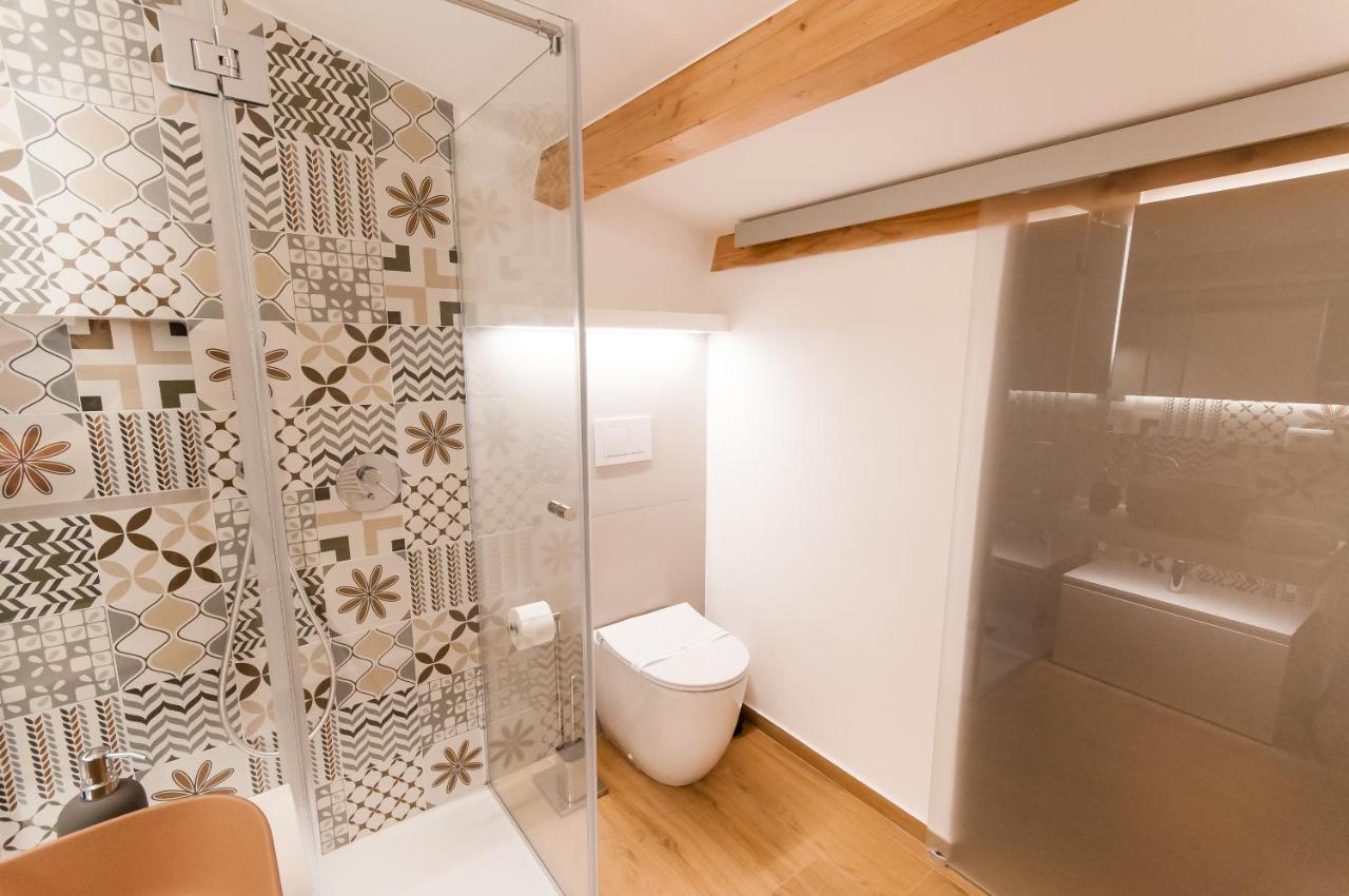 White Home كاستيلاّماري ديل غو المظهر الخارجي الصورة